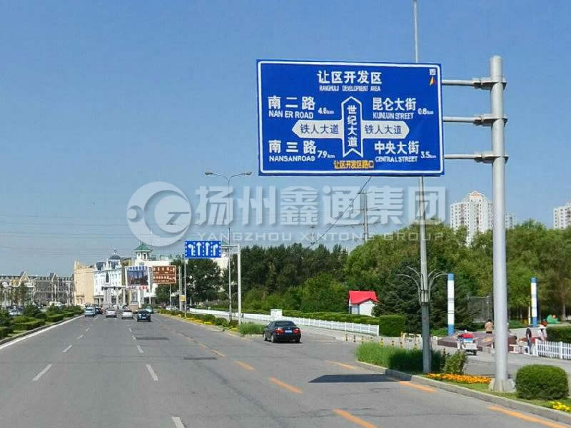 BZG-004，交通標(biāo)志桿，鍍鋅交通標(biāo)志桿