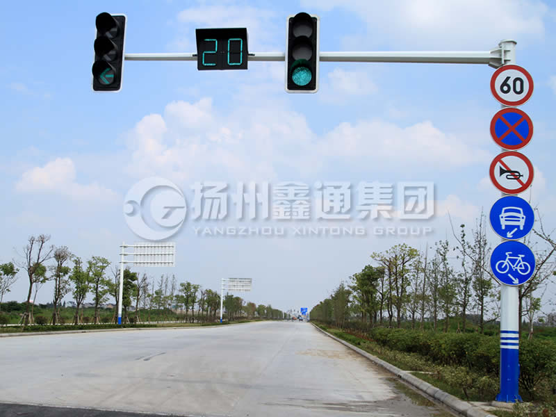 XHDG-036，八棱錐形信號(hào)燈桿